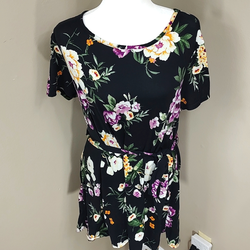 Floral Stretch Fit Dress with Removable Belt Size XL